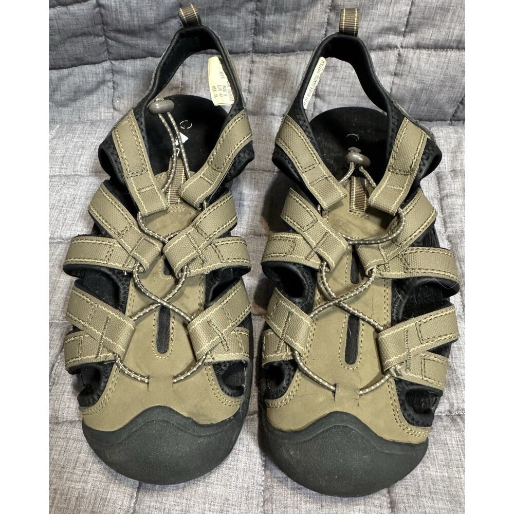 Ozark Trail Men’s Closed Toe Outdoor Hiking Sandals, Bungee, Rugged, Size 9
